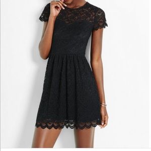Express Short Sleeve Fit Flare Lace Dress || Sz 12